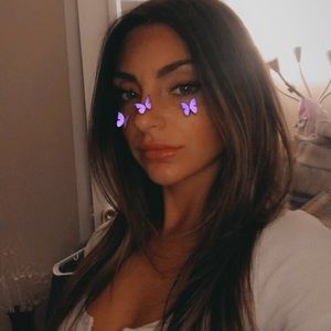 Meet your Posher, Dana